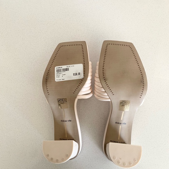 Dolce Vita Priana Heels - Picture 4 of 6